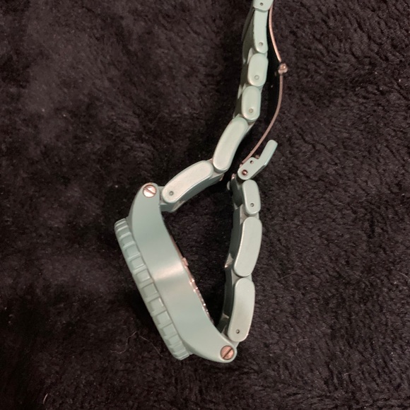 Nixon watch - Picture 4 of 5